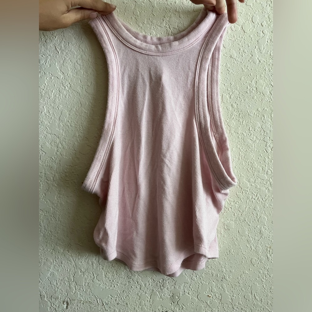 Lululemon-light pink-crop top! Brand new, worn once!
